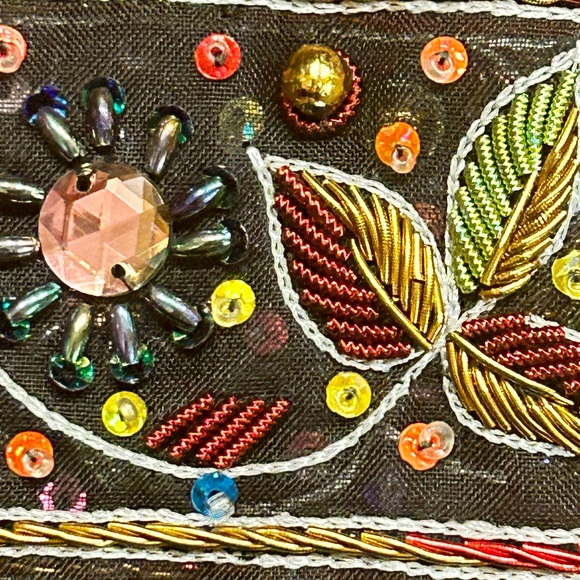 NWT 46” x 4” Organza beaded trim - Picture 4 of 11